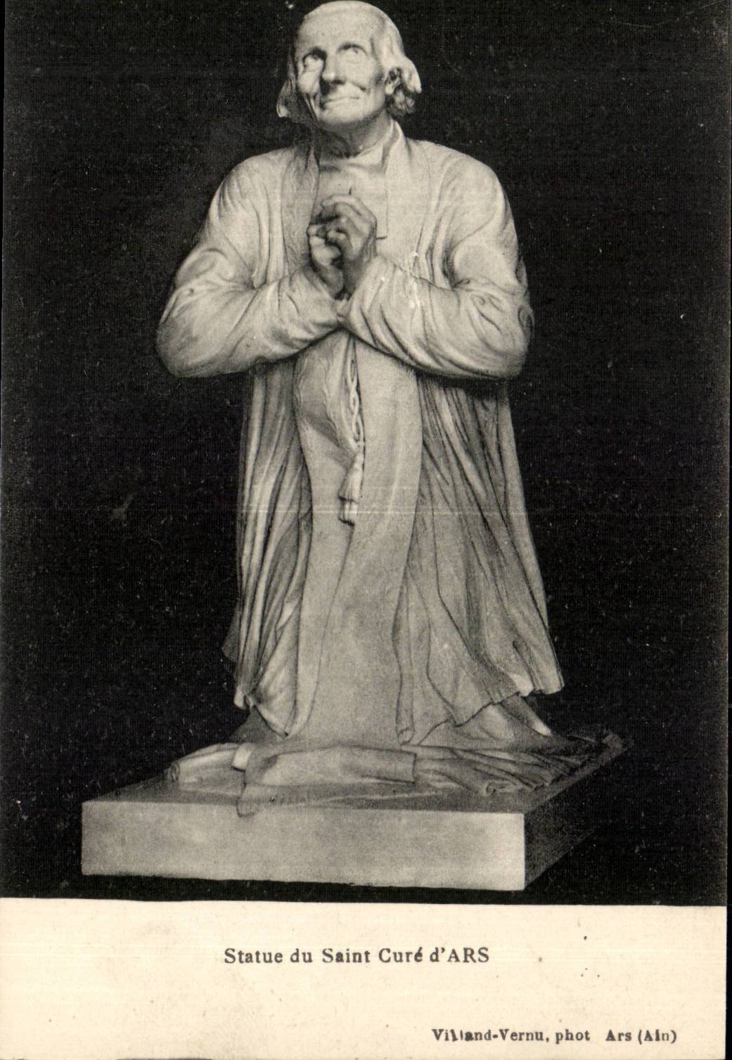CPA Statue of the saint cleans of Ars