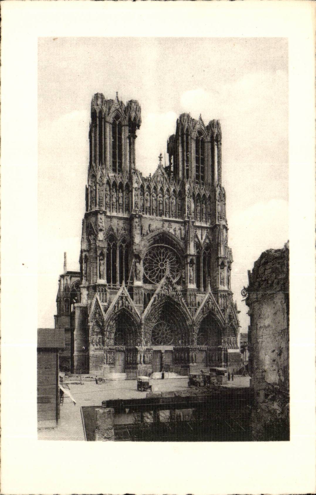 Amiens CPA Cathedral