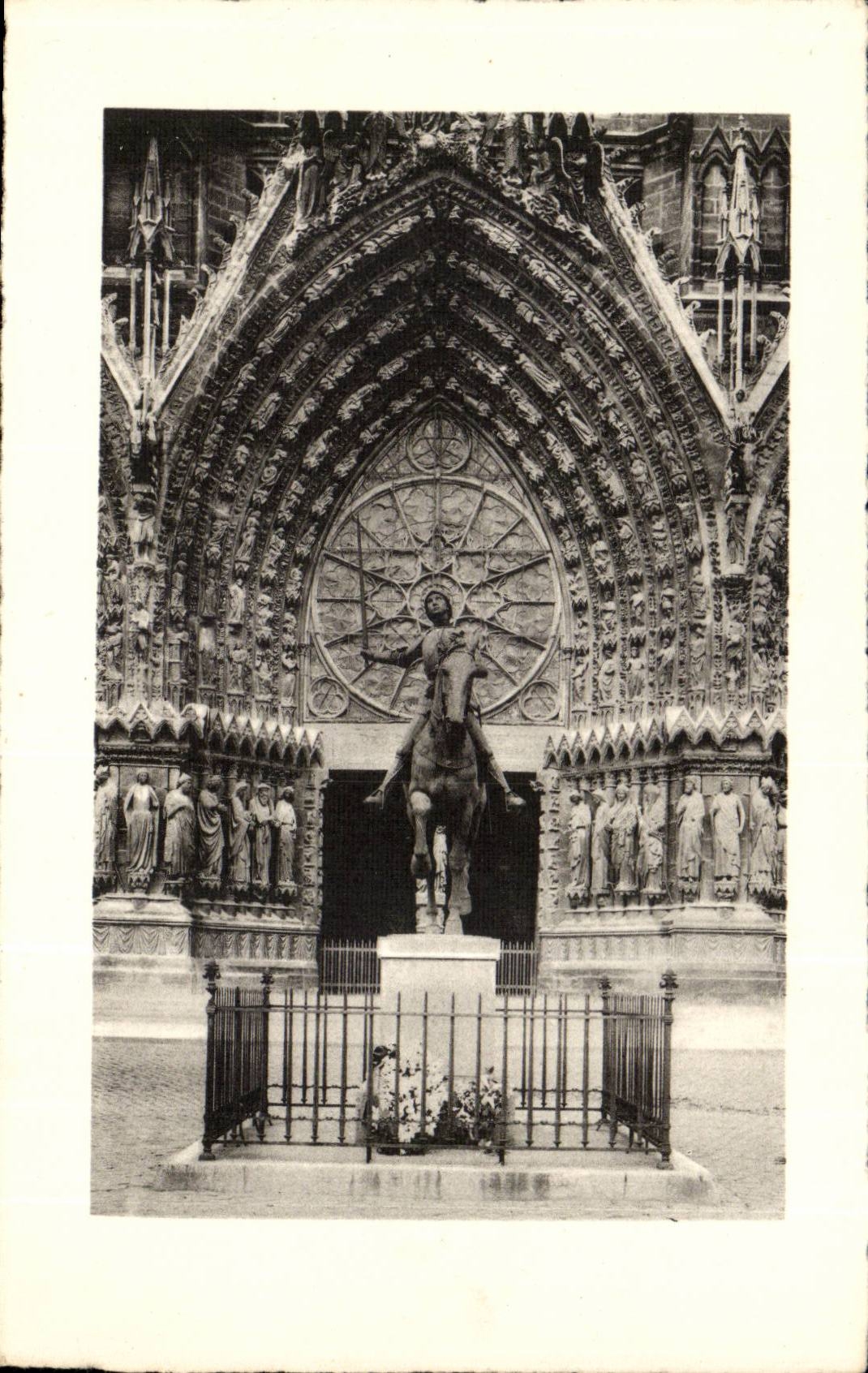 Rouen CPA Statue of Jeanne of arc