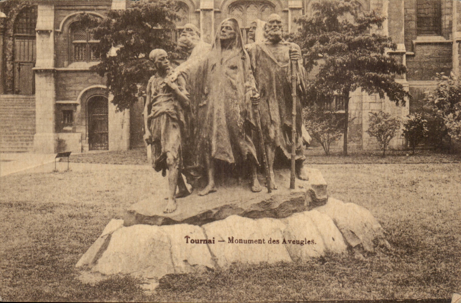 Belgique Belgie Tournai CPA Monument des aveugles