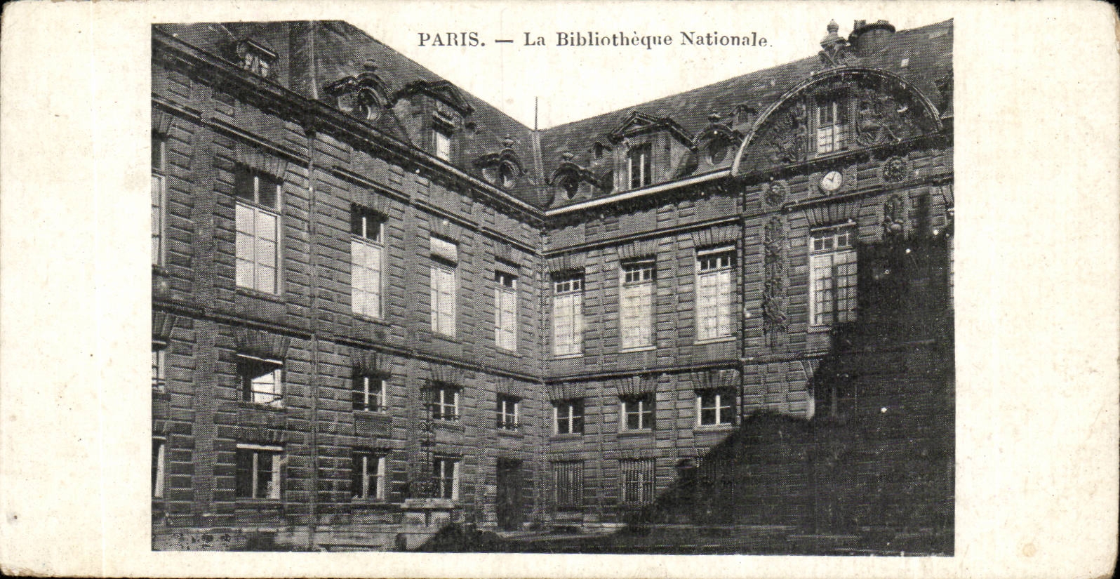 Paris CPA the national library (library)