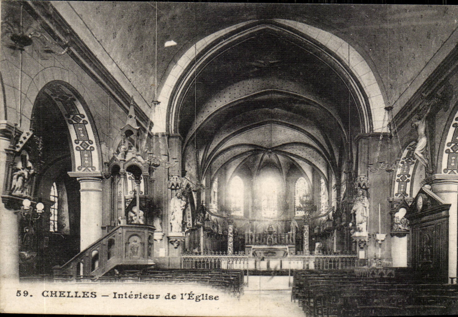 Interior Chelles CPA of the church