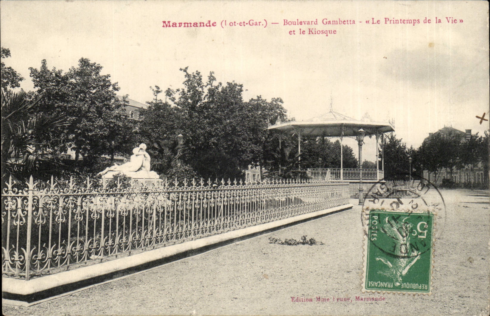 Marmande CPA Gambetta Boulevard the spring of the life and the kiosk