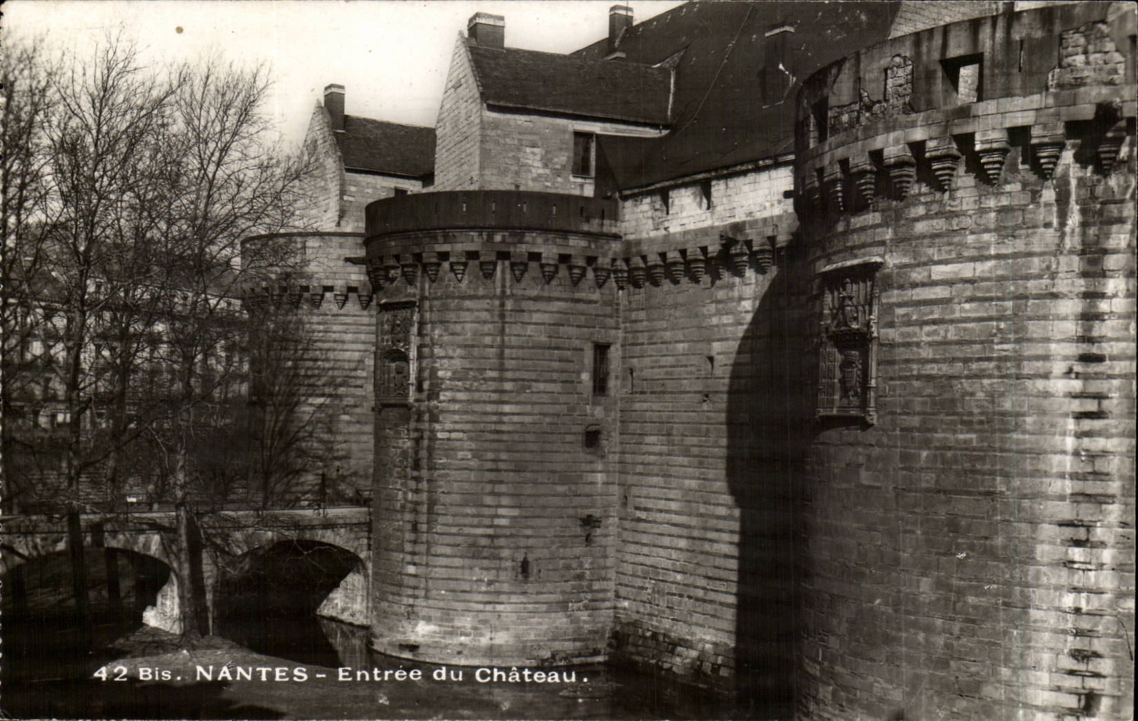 Nantes CPA Entrance of the castle