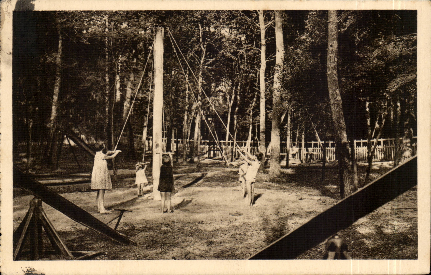 La Baule Pines CPA a corner of the park of the Holm oaks of the avenue of Blois