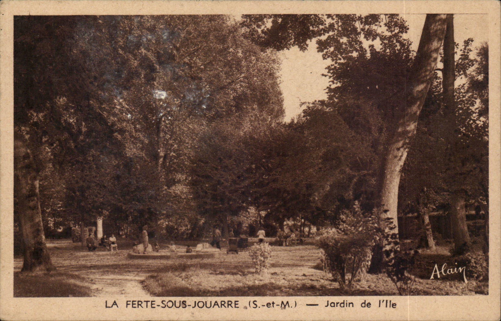 Ferte under Jouarre CPA Garden of the island