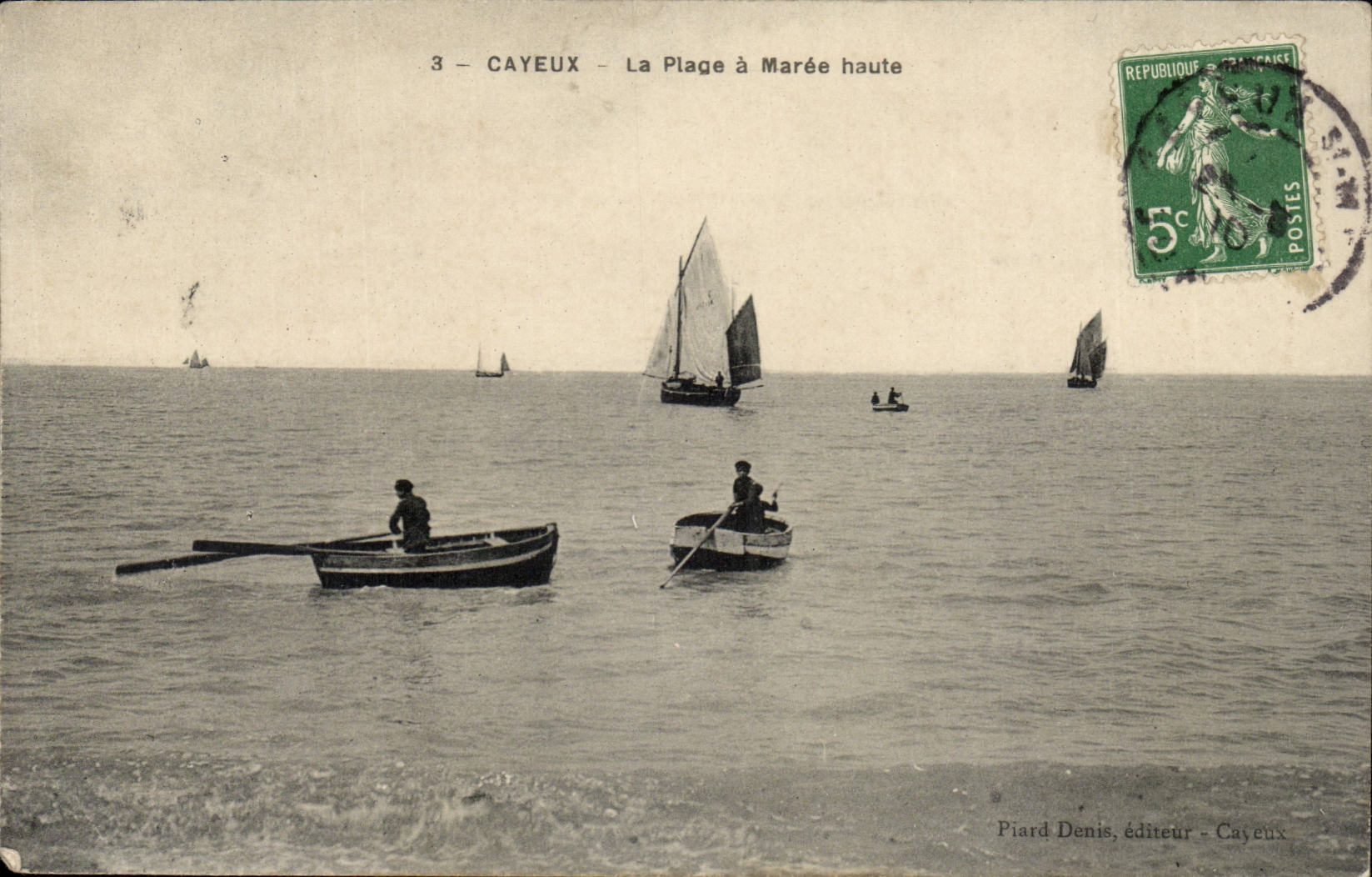 Cayeux CPA the beach has high tide