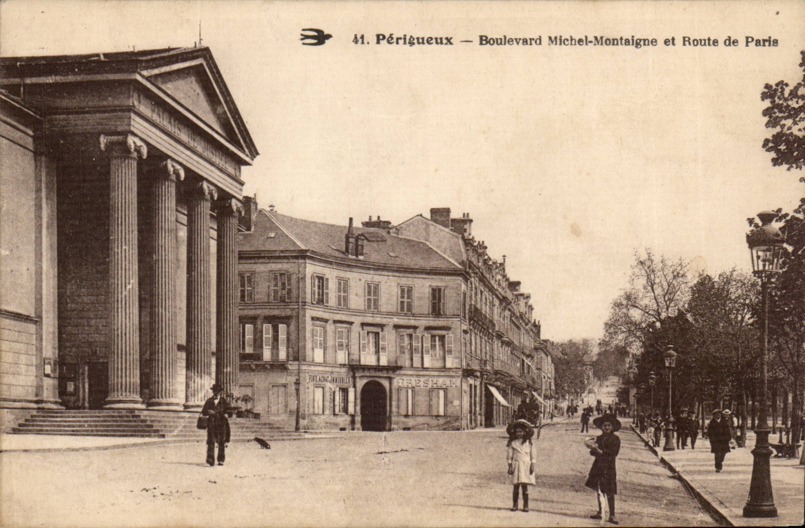 Perigueux CPA Boulevard Michel Montaigne and road of Paris