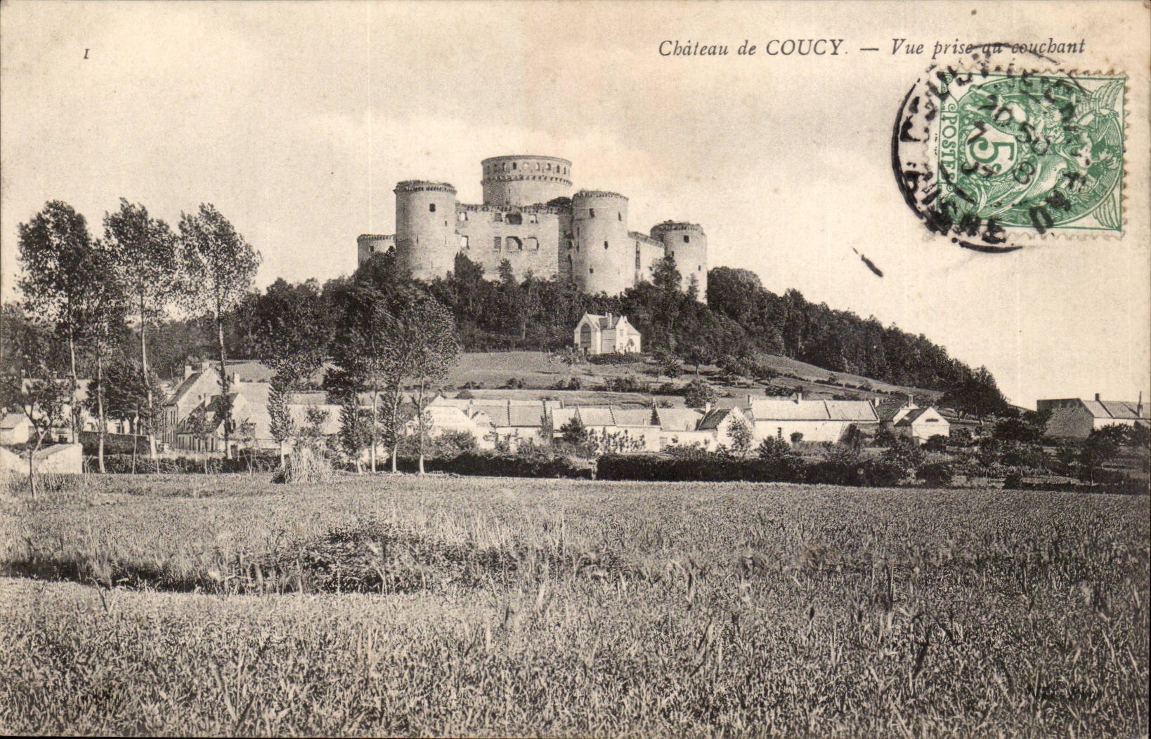 CPA Castle of Coucy Seen from to the setting one