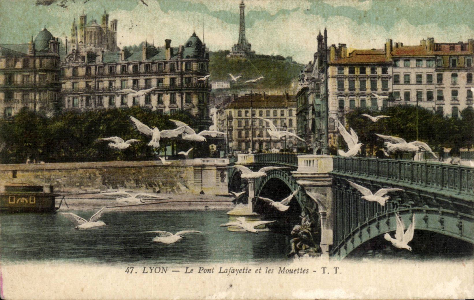 Lyon CPA the Lafayette bridge and Gulls