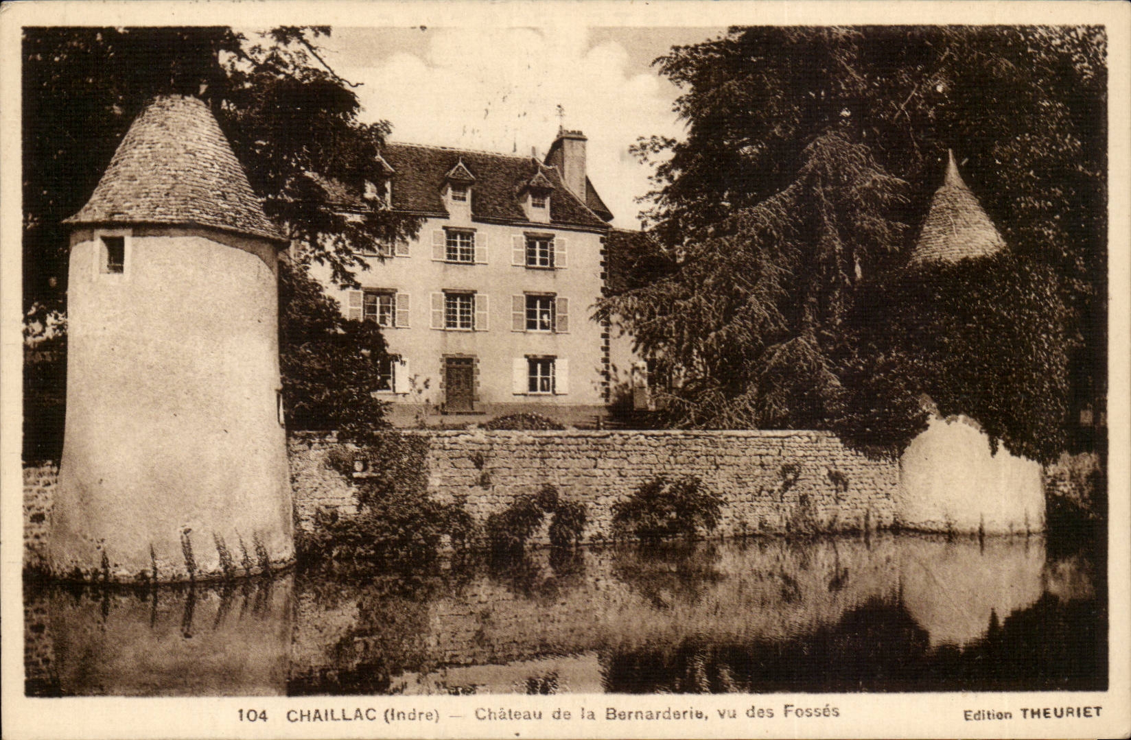 Chaillac CPA Schloss von Bernarderie gesehen von den Gruben