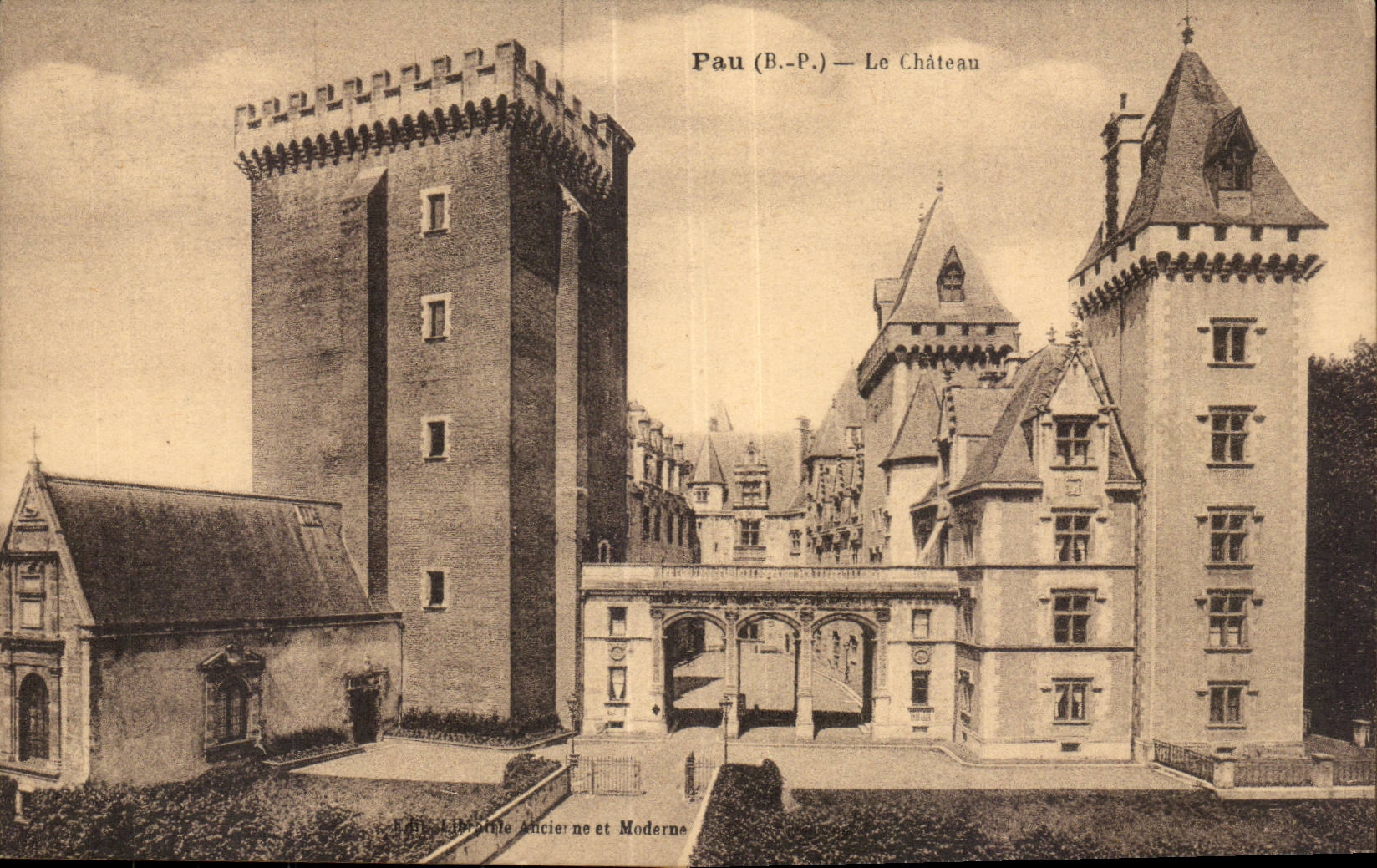 Pau CPA das Schloss