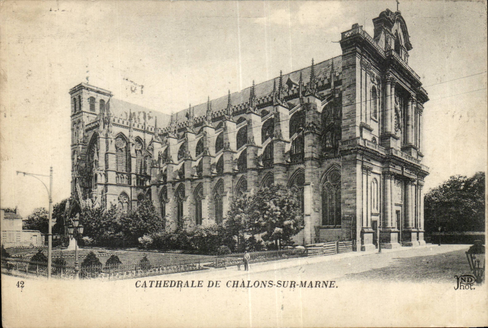 CPA Cathedral of Trawl-nets on the Marne