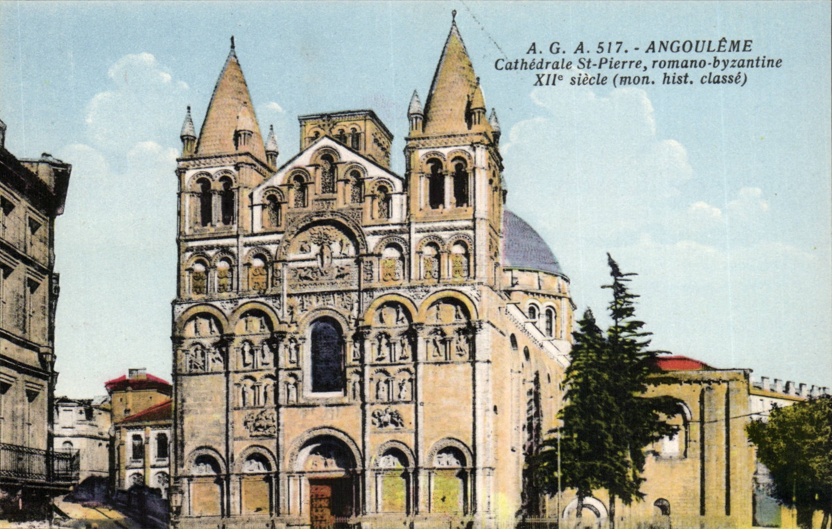 Angouleme CPA Cathedrale St Pierre romano bizantine 12eme