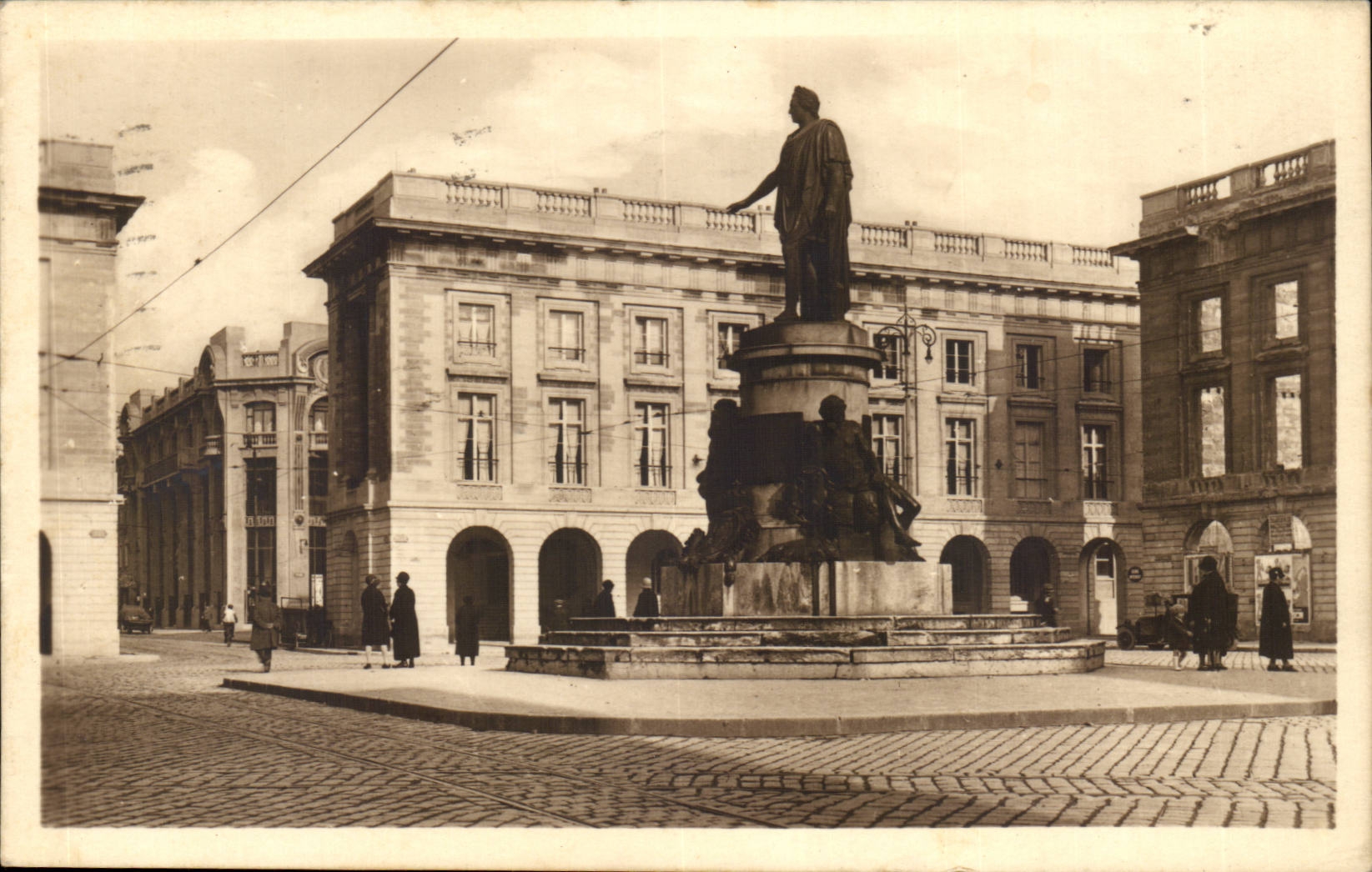 Reims CPA der konigliche Ort und die Statue von Louis XV