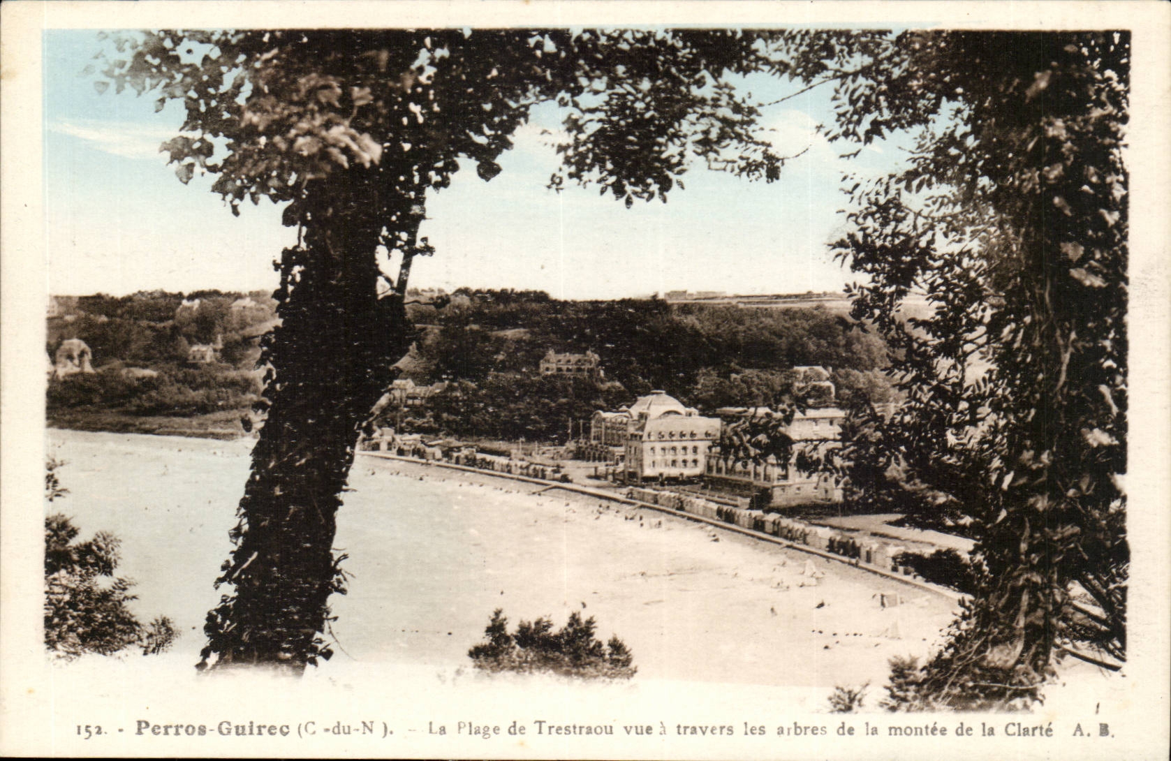 Perros Guirec CPA the beach of Trestraou seen through the trees of the rise of Clearness