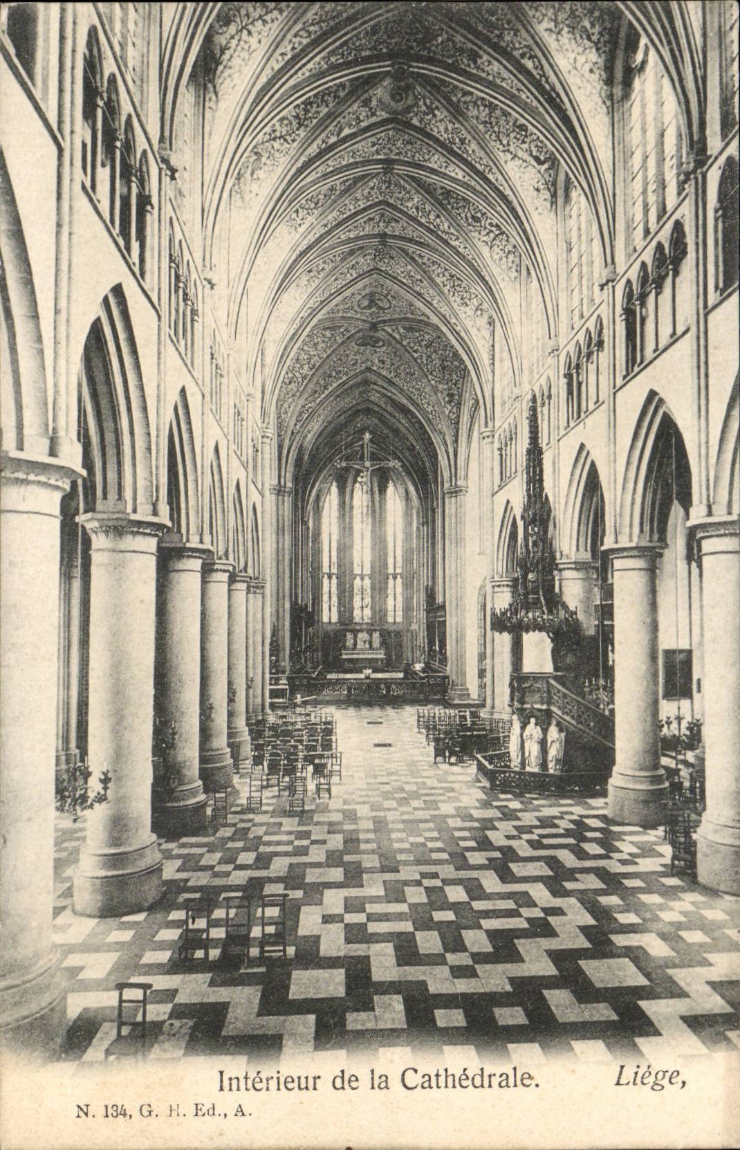 Belgie Belgium Liege CPA Interior of the cathedral