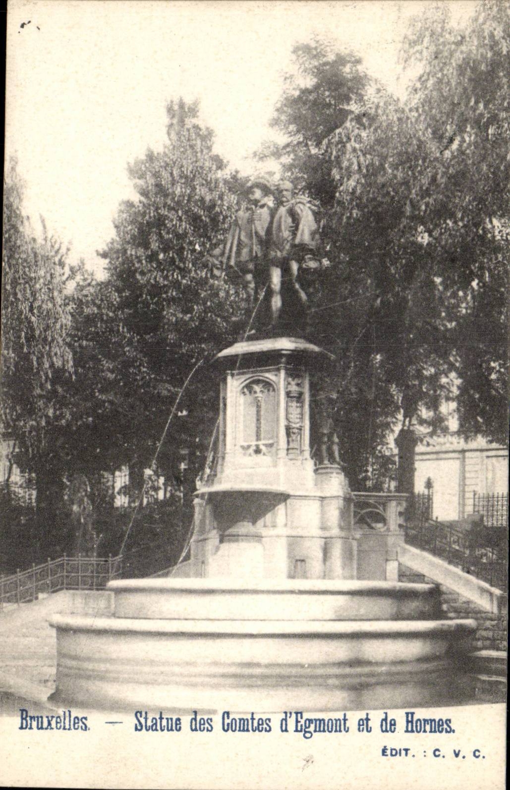 Belgie Belgium Brussels CPA Statue of the counts of egmont and Hornes