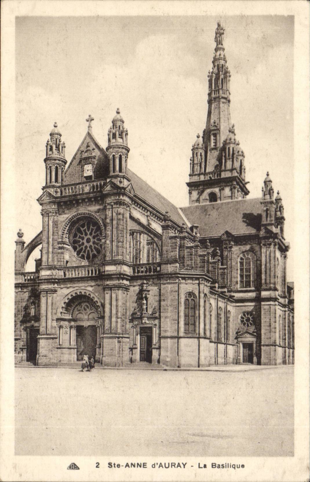Sainte Anne d' Auray CPA the basilica