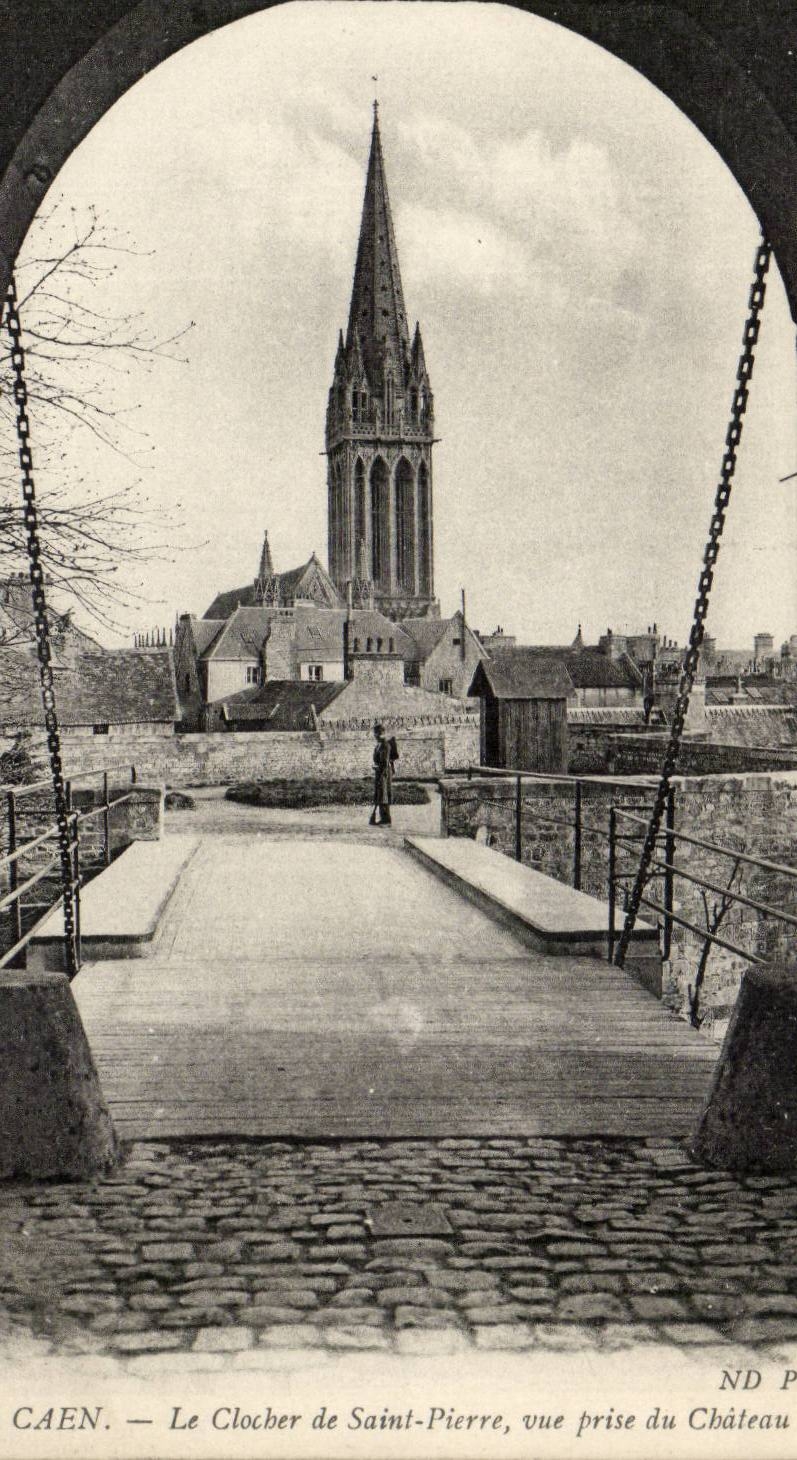 Caen CPA das clocherde heiliger Pierre gesehen vom Schloss