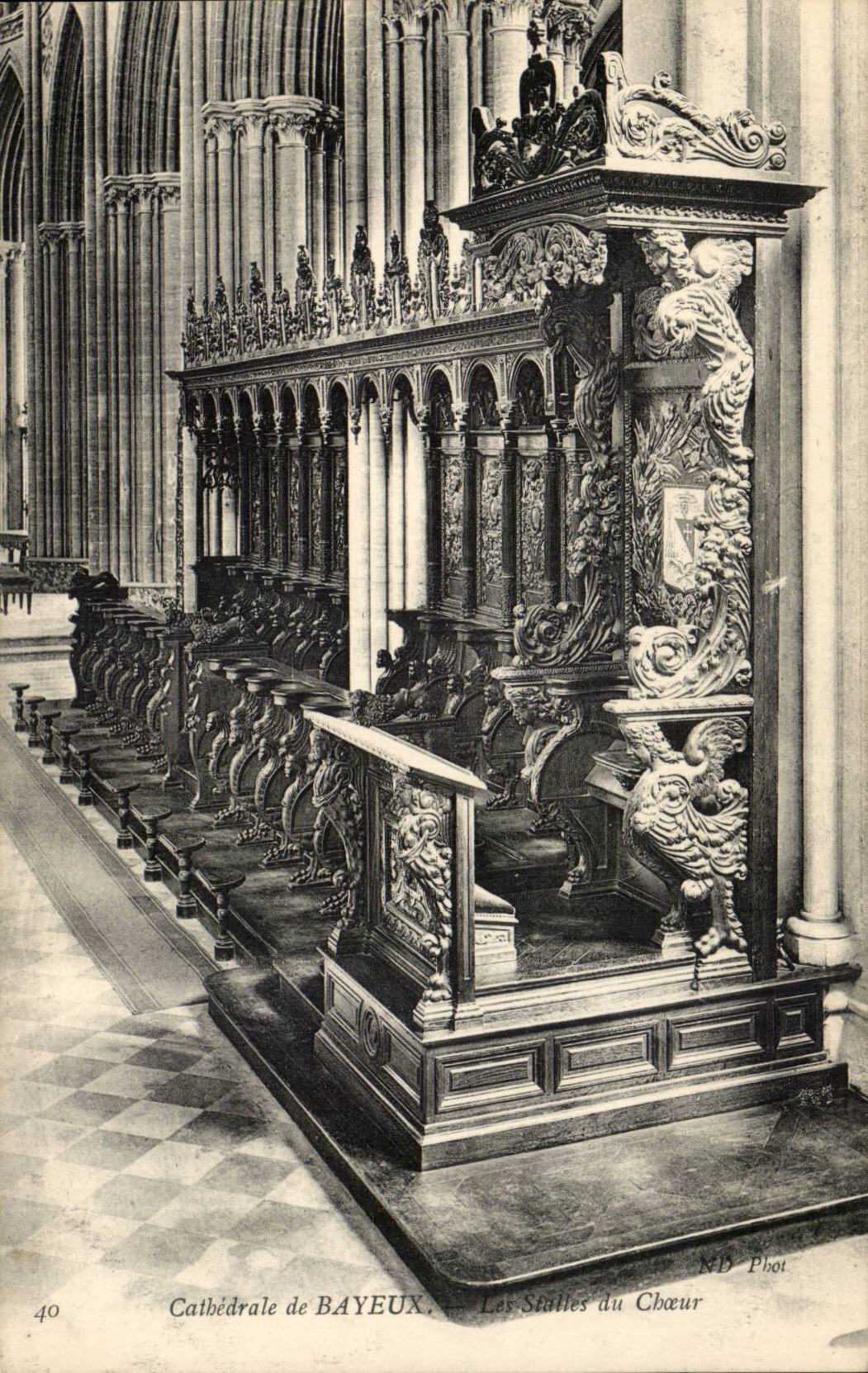 Kathedralestalle Bayeux-CPA des Chors
