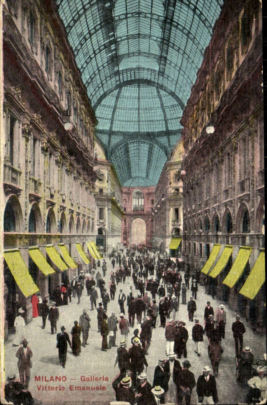 Italy Italia Milano CPA Galleria Vittorio Emanuelle