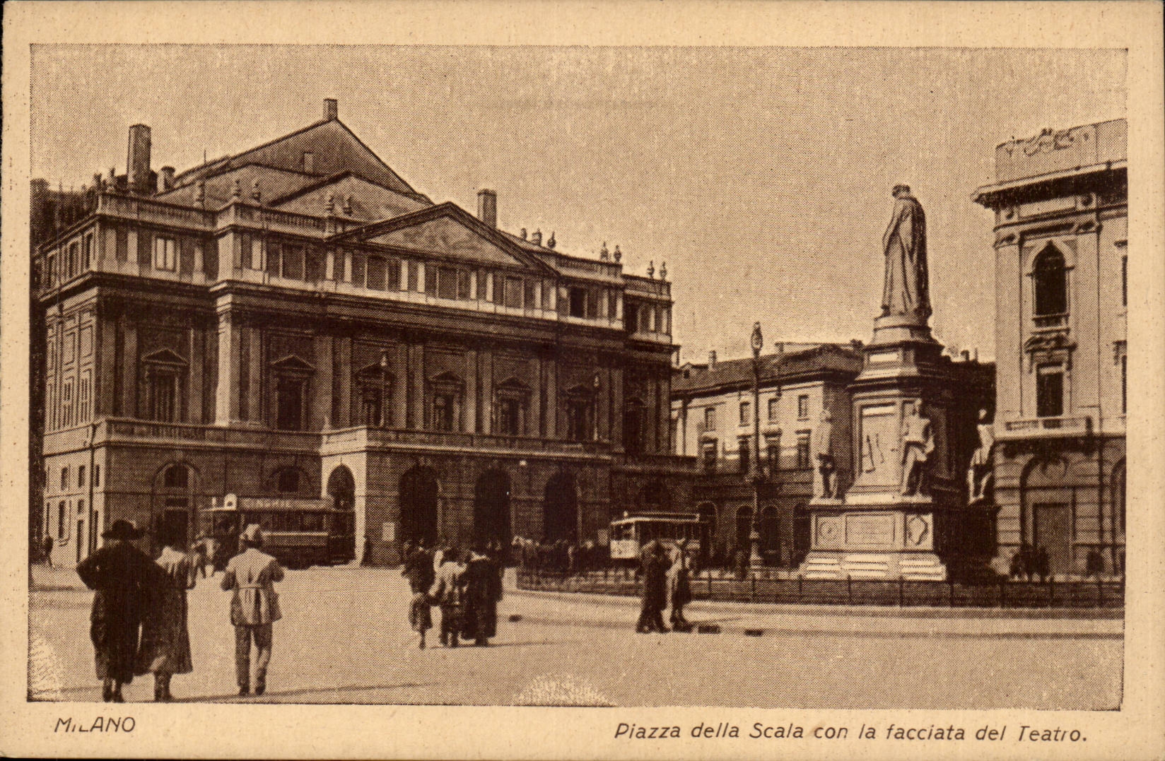 Marktplatz della Scala Idiot Italien-Italien Rom CPA das facciata Del Teatro