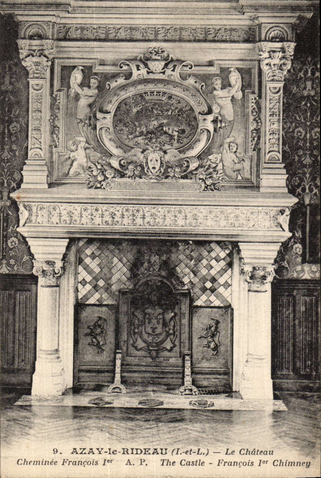 Azay le Rideau CPA Le chateau Cheminee Francois 1er