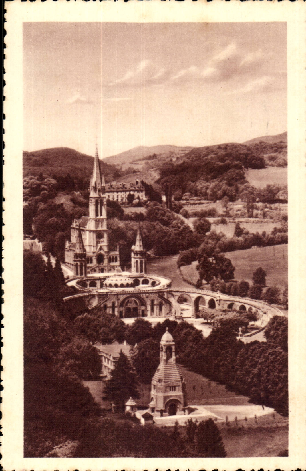Lourdes CPA the basilica and the interallied monument