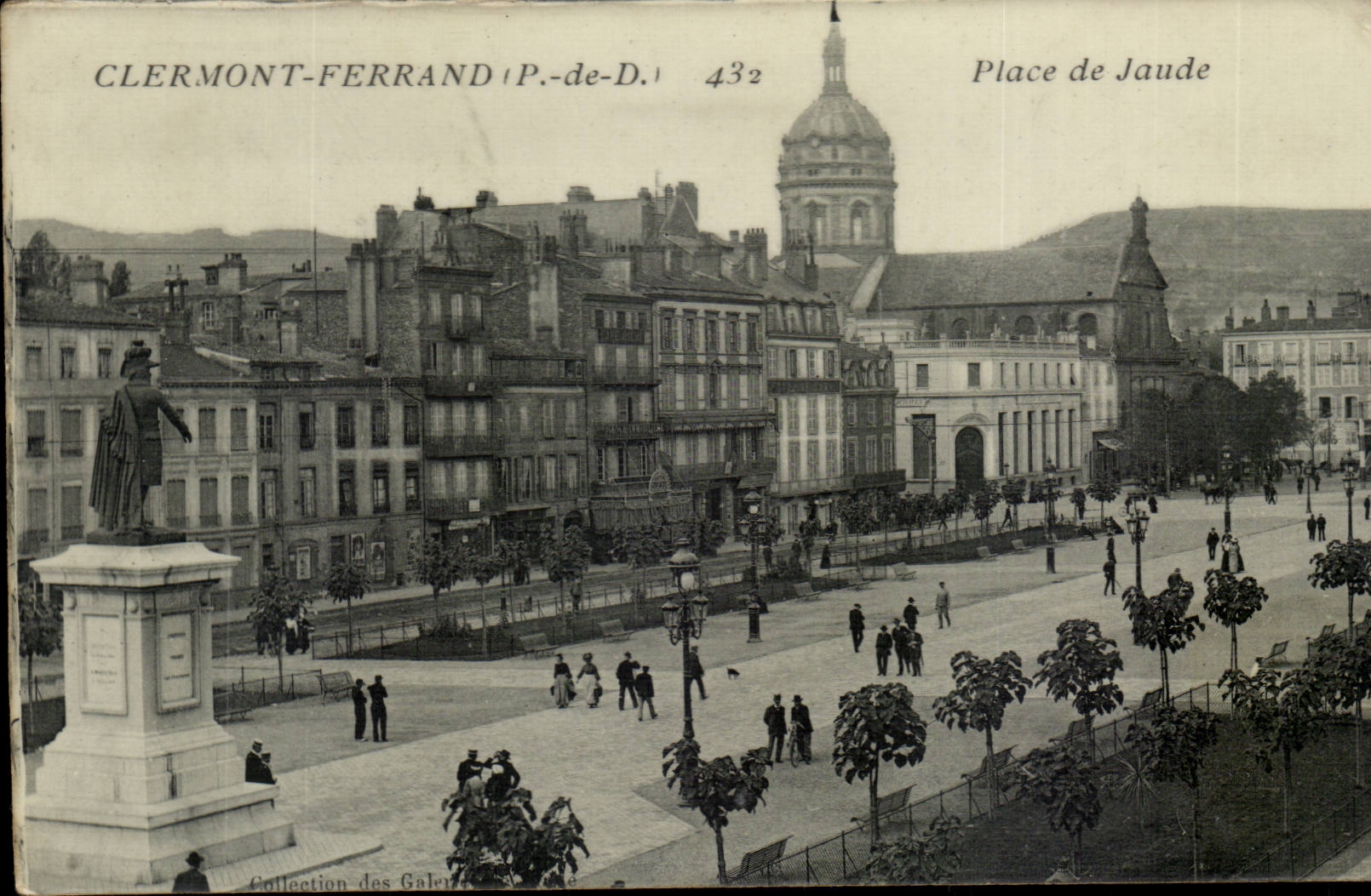 Puy de Dome- Clermont-Ferrand-Platz von jaude-CPA