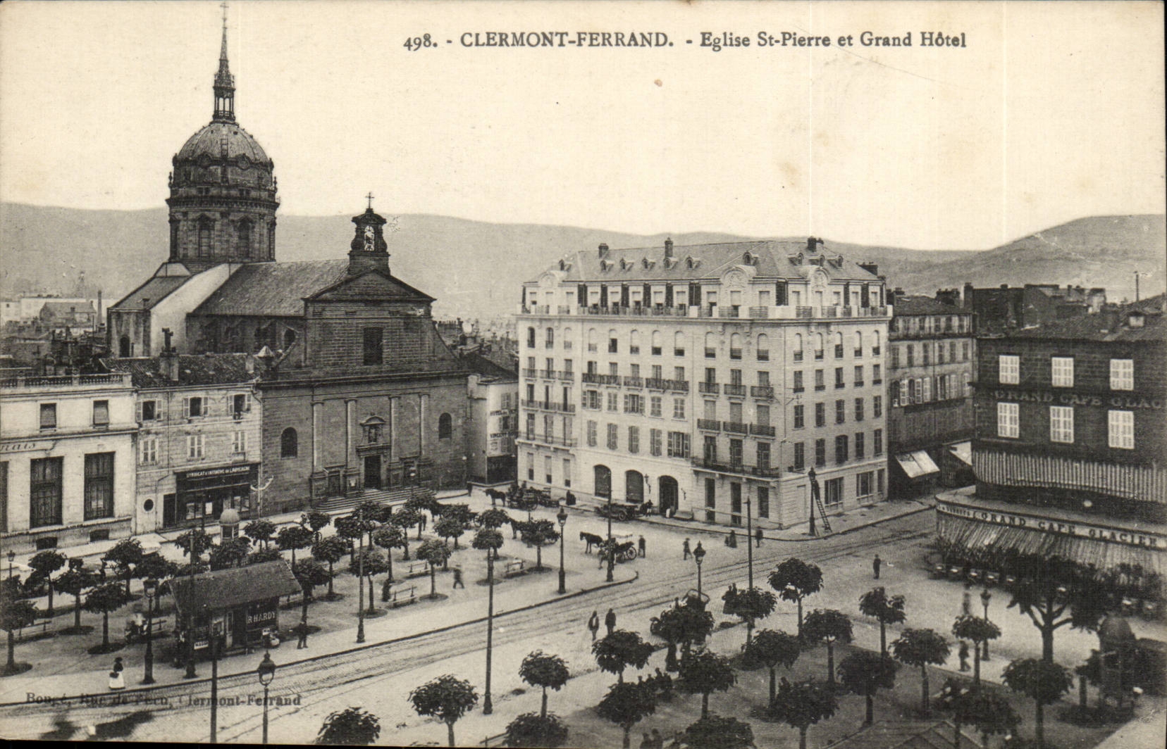 Puy de Dome- Clermont-Ferrand Church St Pierre and Grand Hotel --CPA