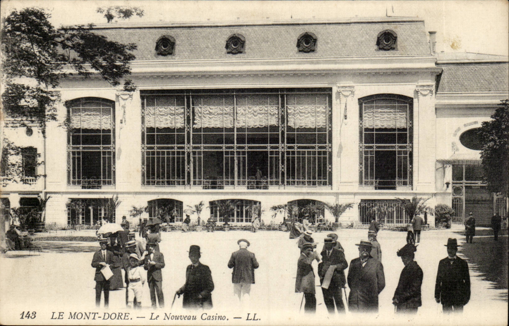 Puy de Dome- the Mount Gilds the New Casino-CPA