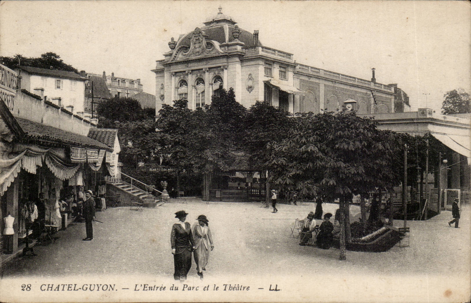 Puy de Dome- Chatel-Guyon- Entrance of the Park and the Theater - CPA