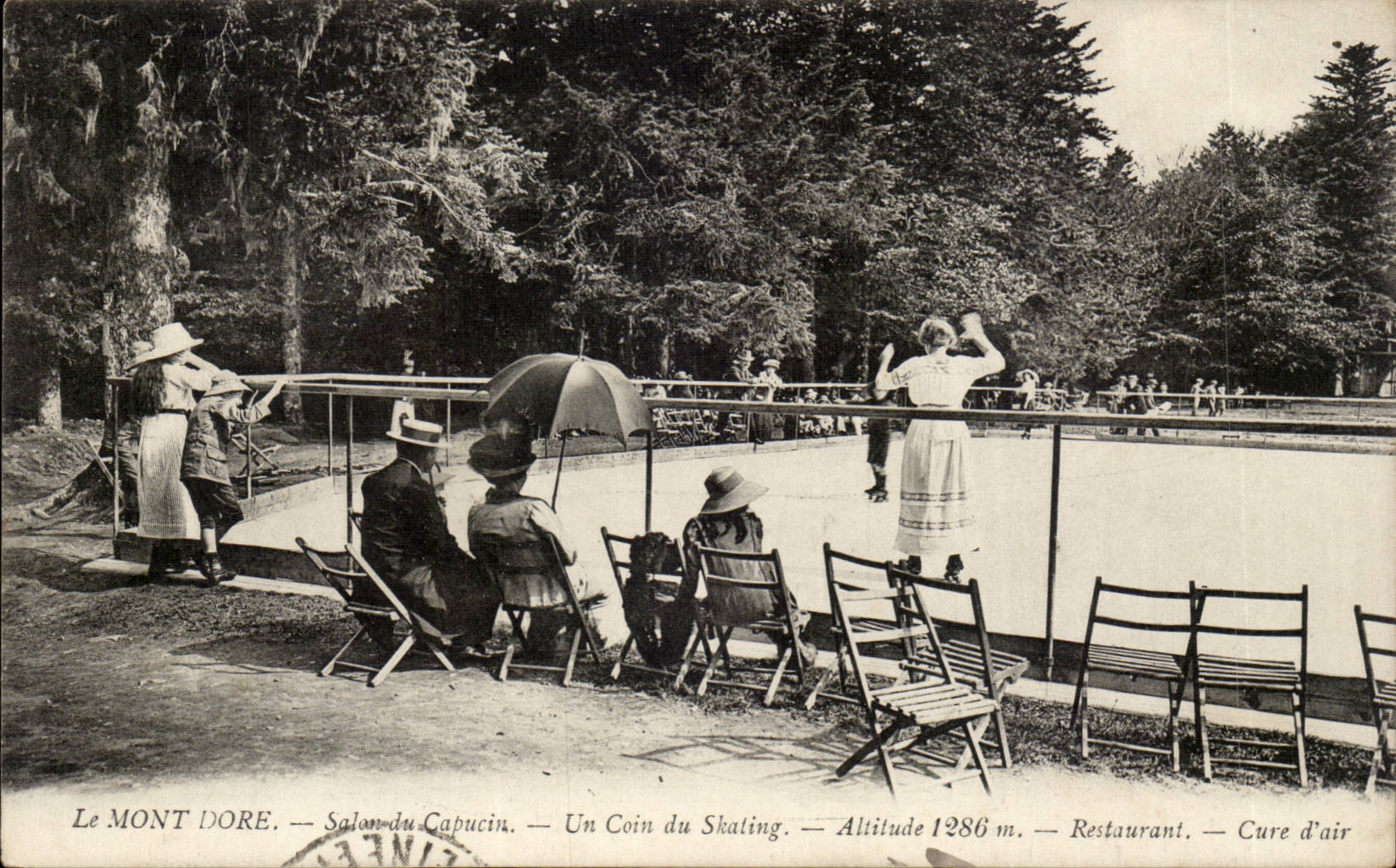 Puy de Dome- the Mount Gilds Living room of the Capuchin-A corner of Skating - Altitude 1286m Restaurant- Cleans air - CPA
