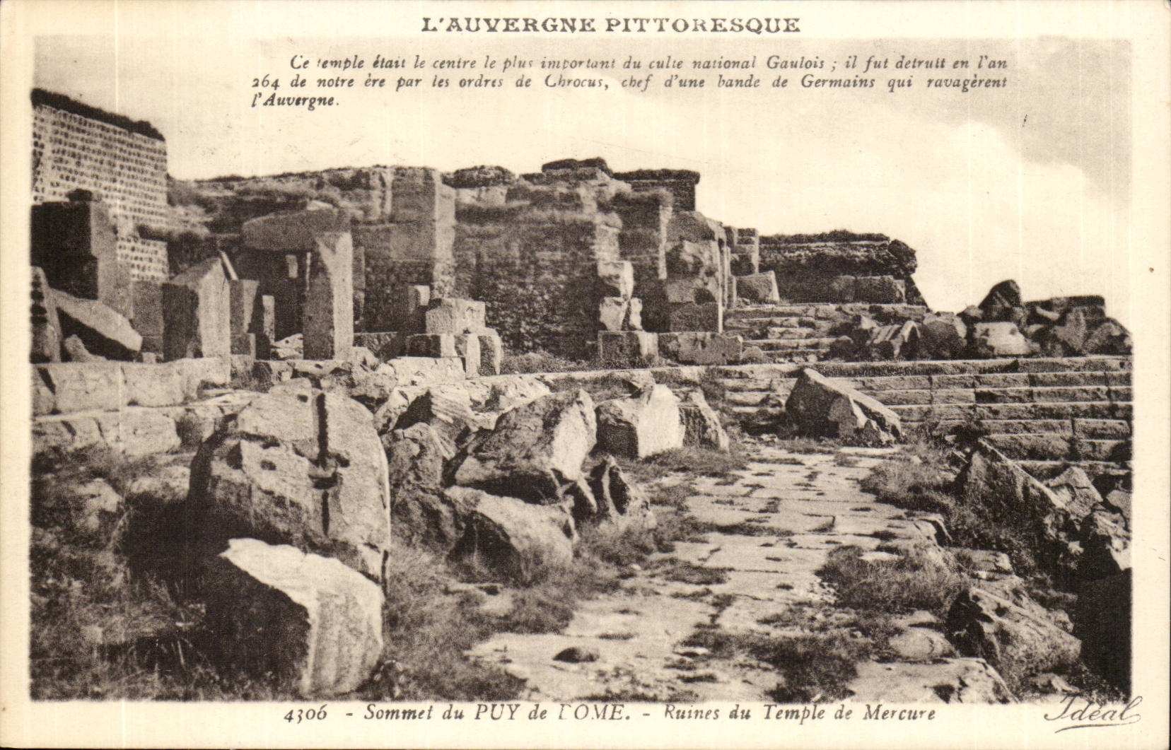 Puy de Dome- Ruins of more important Mercury Temple it of the national Gaulois it was destroyed in the ass 264-CPA