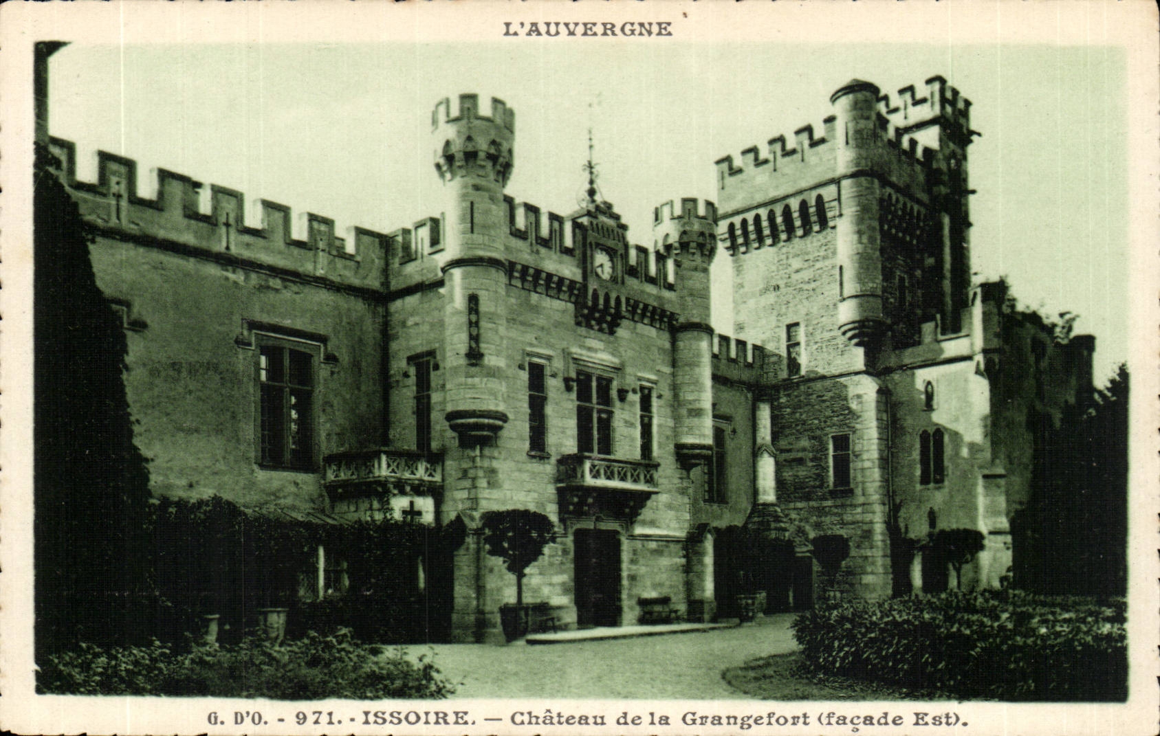 Puy de Dome- Issoire- Castle of the Grangefort-frontage Is-CPA