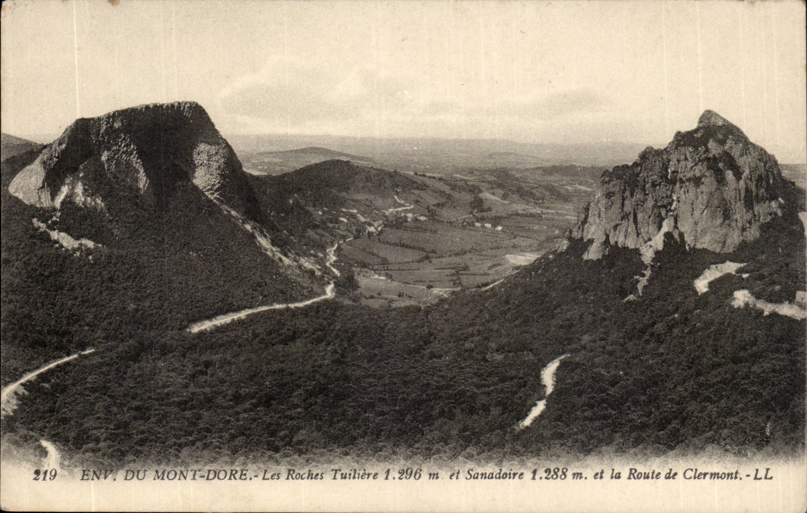 Puy de Dome- Surroundings of Mount Gilds the Rocks Tuiliere 1296m- and Sanadoire 1288m and the road of Clermont-CPA