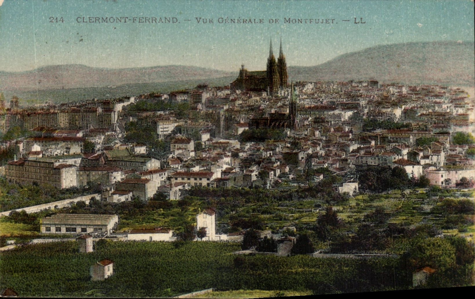 Ansicht Puyde Dome- Clermont-ferrand von Montfujet-CPA