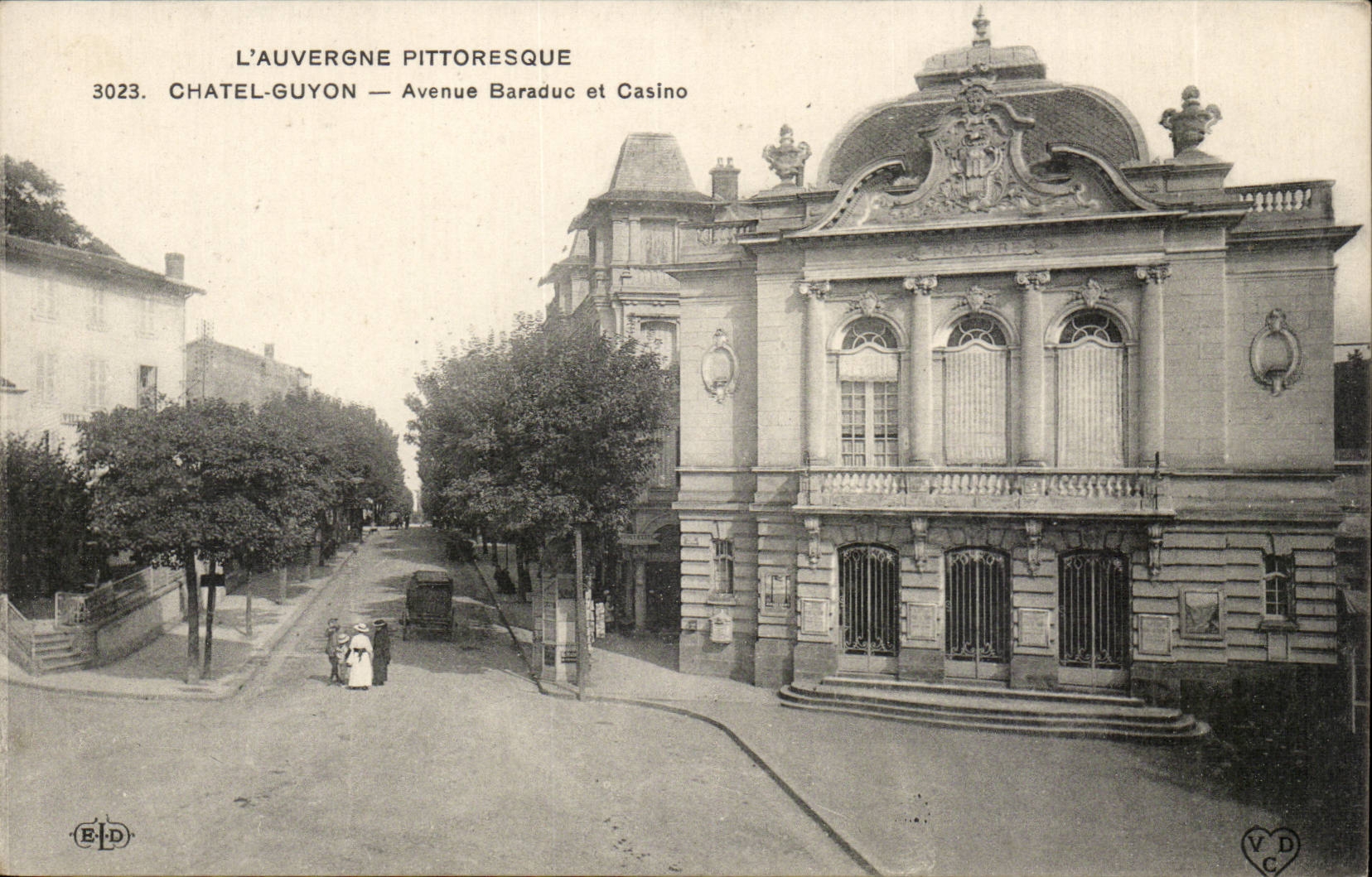 Puy de Dome- Chatelguyon- Baraduc Avenue and Casino-CPA