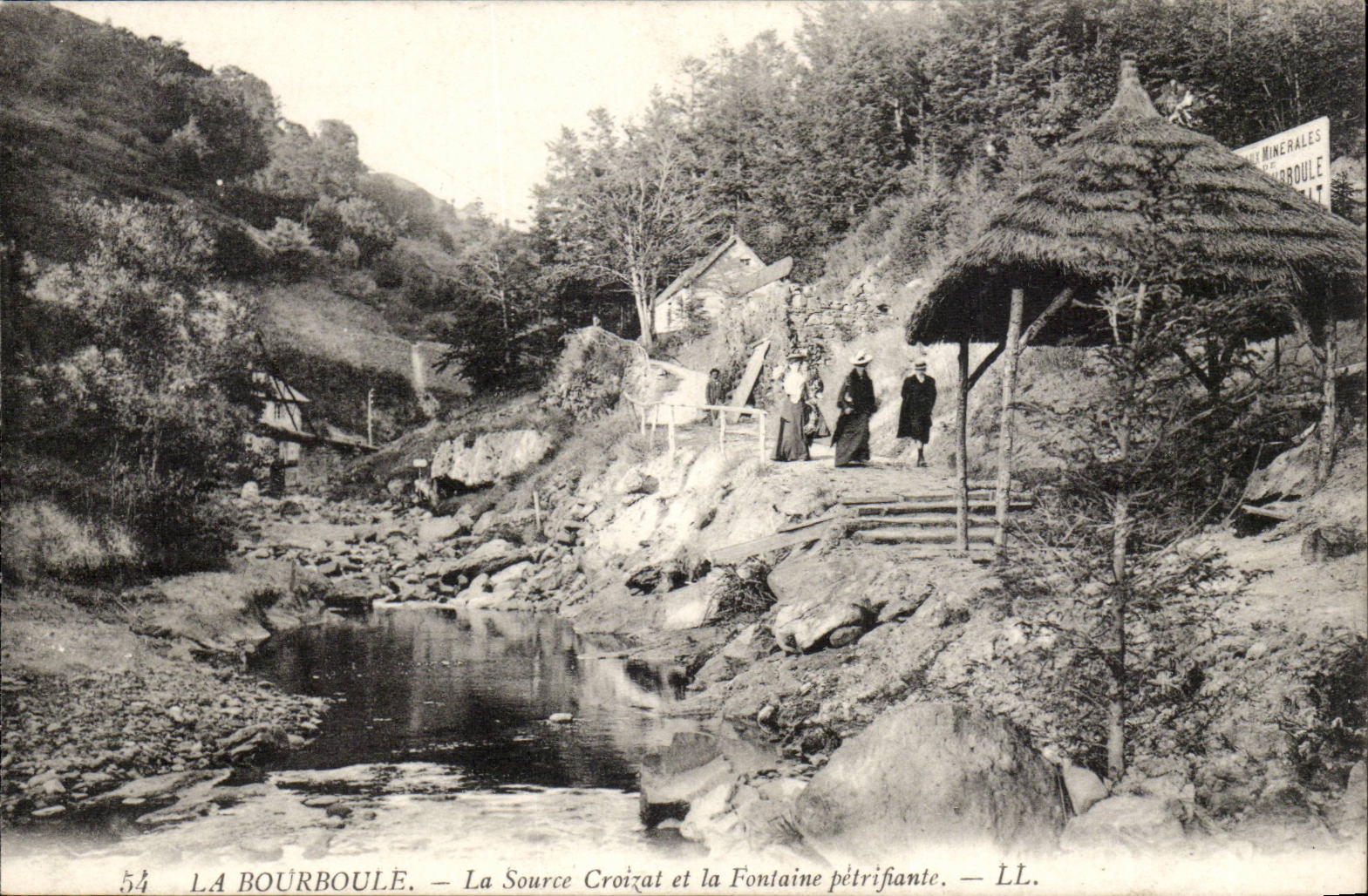 Puy de Dome- Bourboule- die Croizat Quelle und der versteinernde-CPA Brunnen