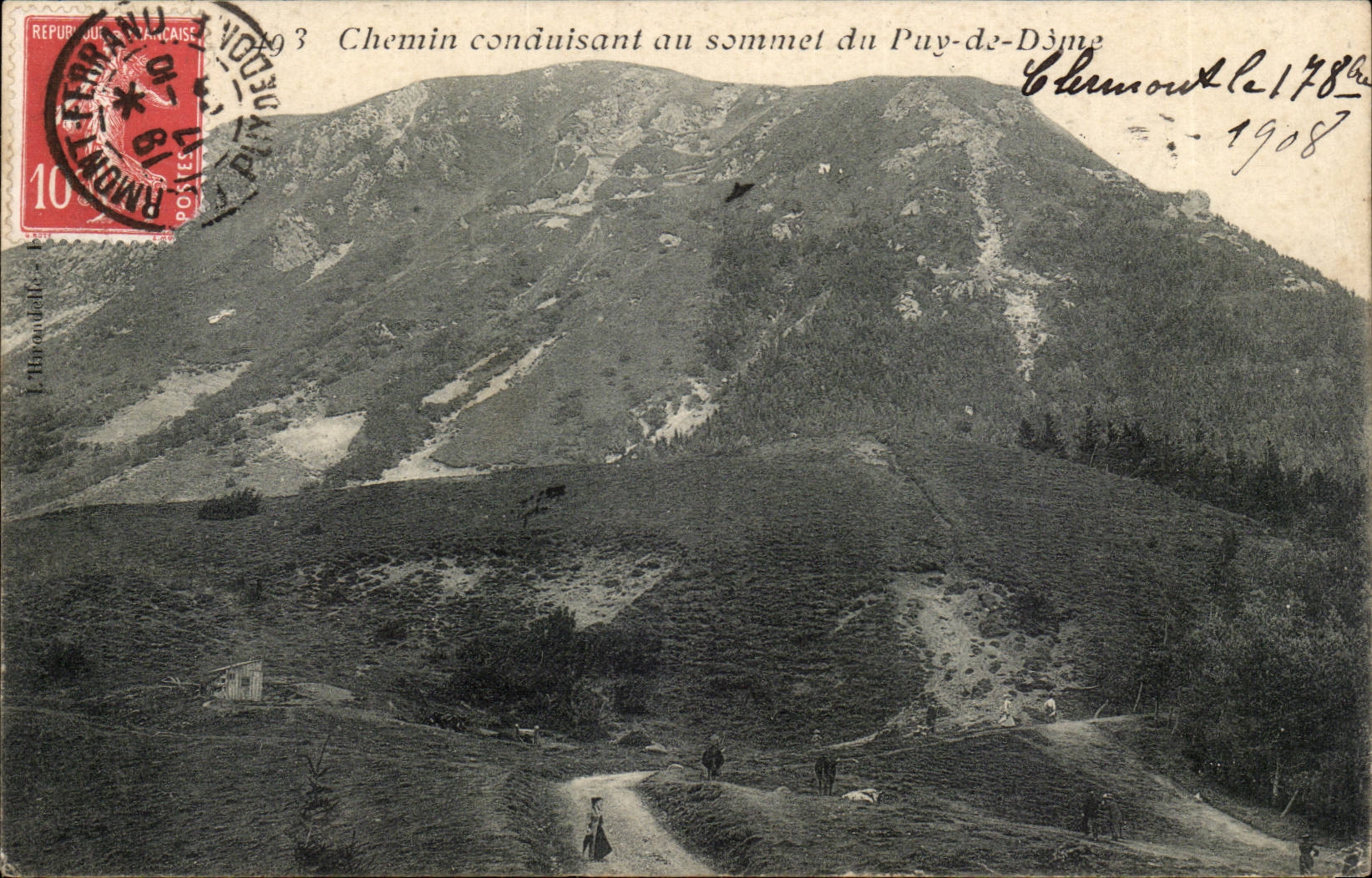 Puy de Dome- Way leading to the top of Puy de Dome - CPA