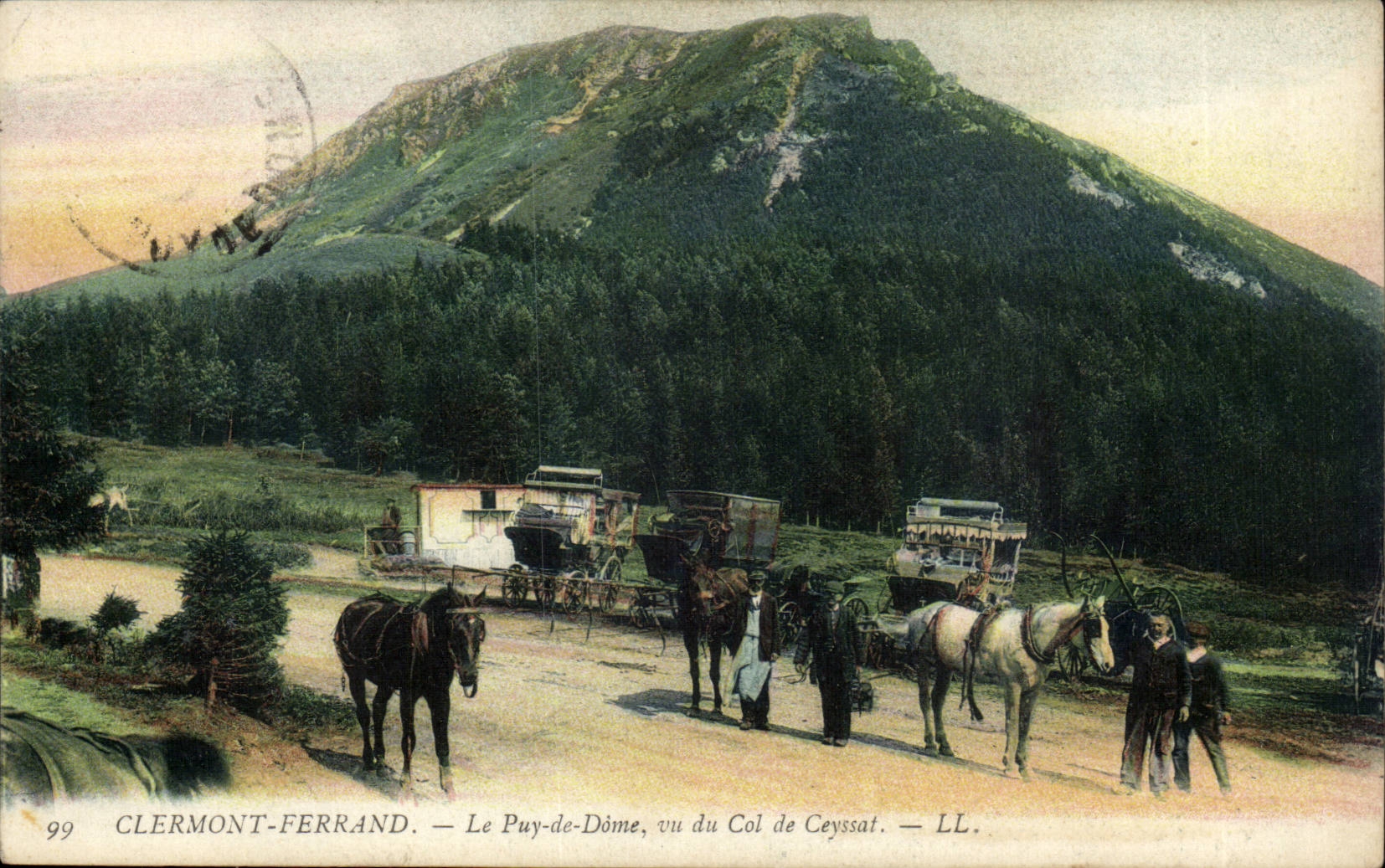 Puy de Dome- Clermont - Ferrand- gesehen vom Kragen des Ceyssat-Pferds - CPA