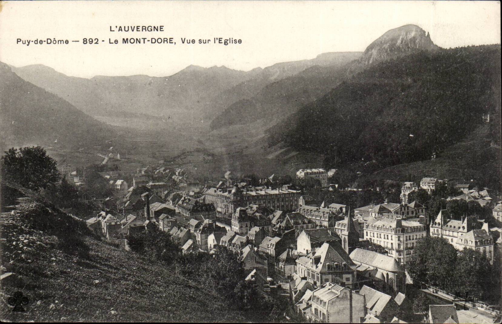 Puy de Dome- welche die Einfassung gesehen auf die Kirche-CPA vergoldet
