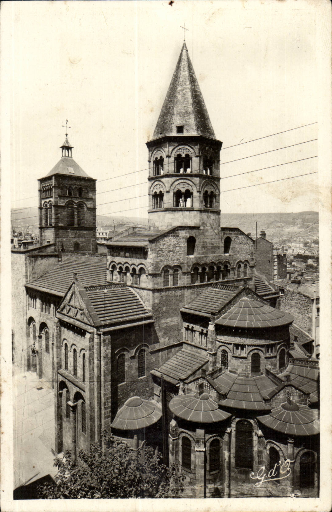Puy De Dome - Clermont-ferrand - Kirche von Notre Dame des Jahrhunderts des Topfes XIII - CPA