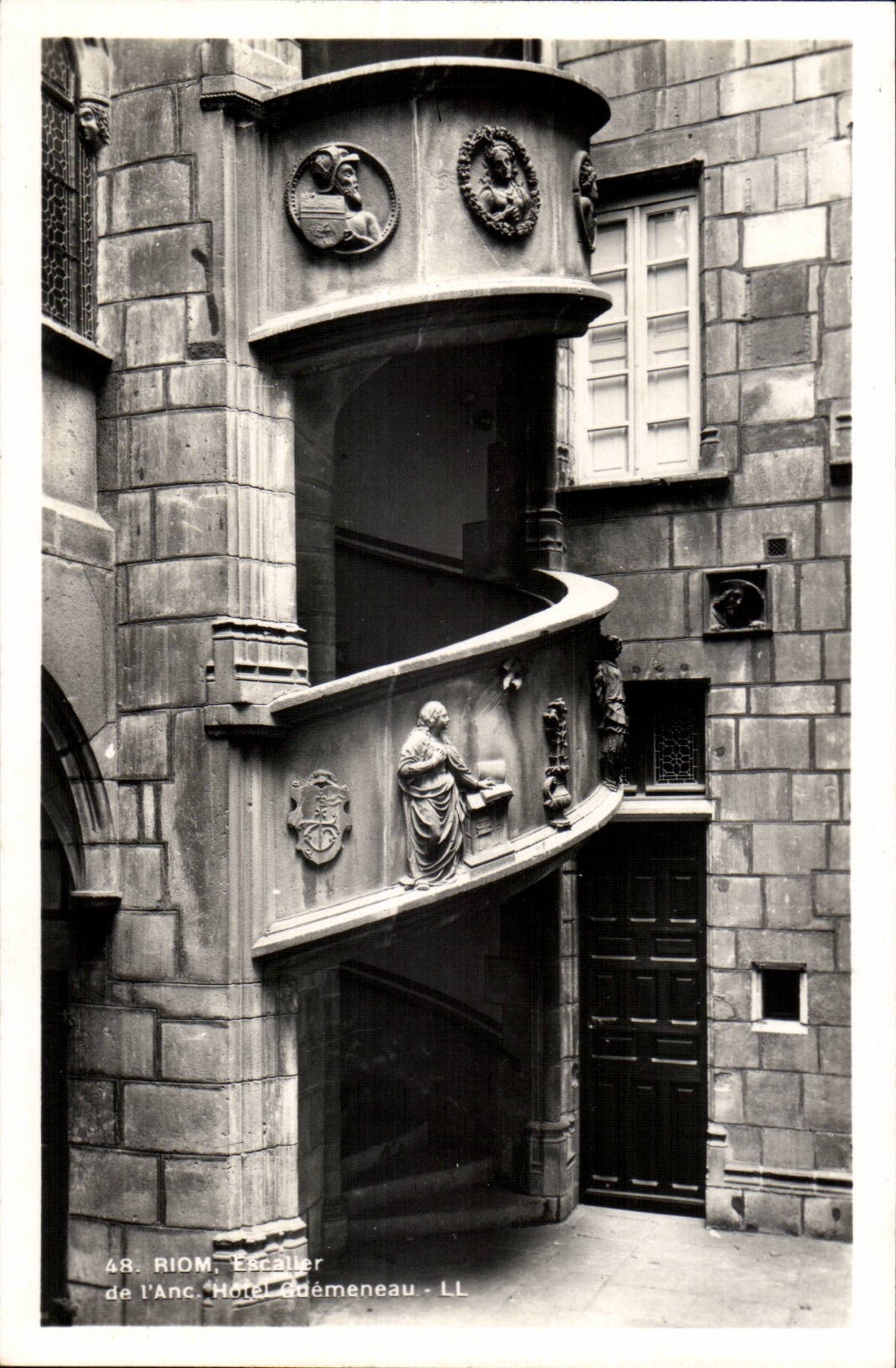 Puy De Dome - Riom - L'Escalier de L'Anc - Hotel demeneau - CPA
