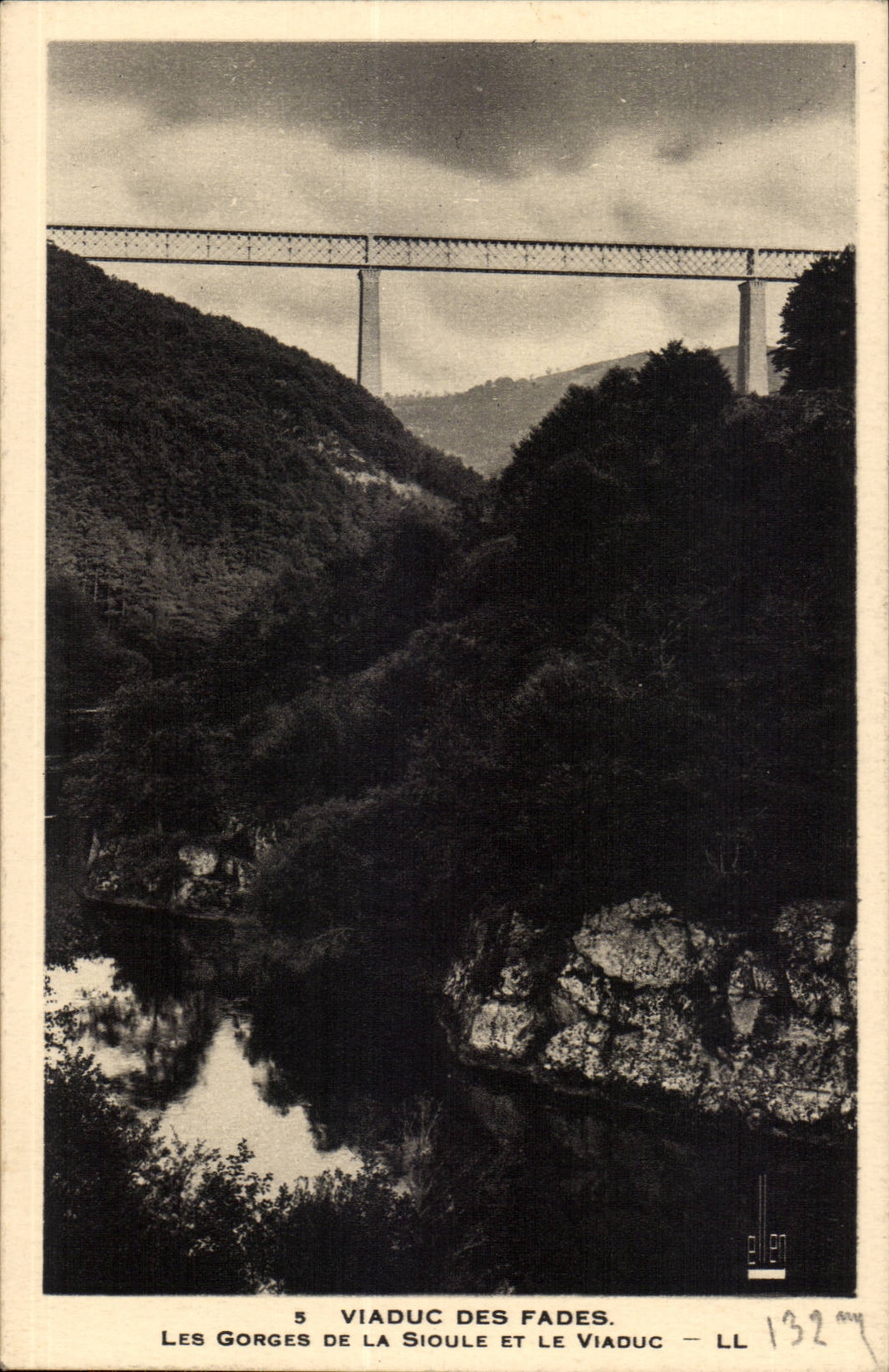 Puy de Dome - Viaduct the Insipid ones - Falls of Sioule and the Viaduct - CPA