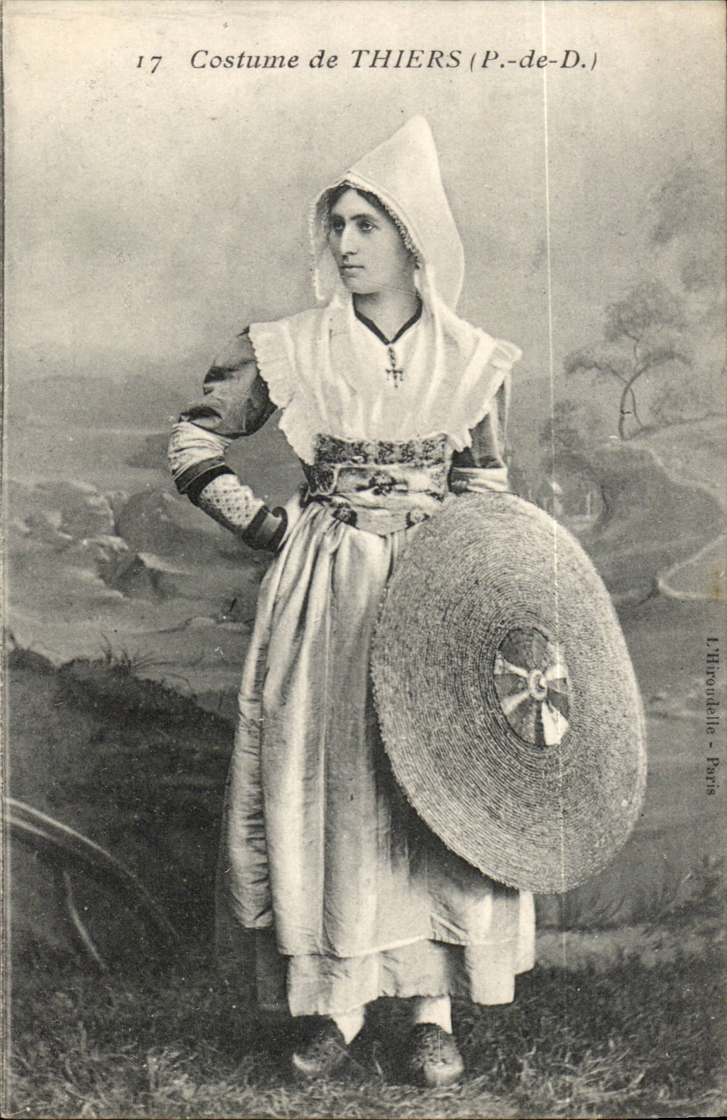 Puy de Dome - Thiers - Costume of Thiers - CPA