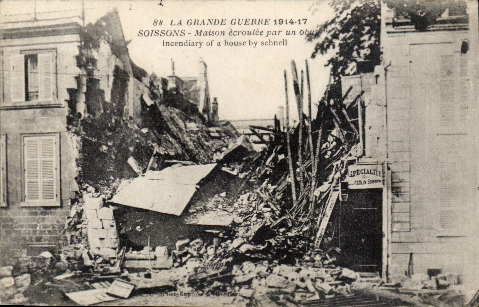 Soissons - the Great War 1914-1917 House ecroulee by a shell - incendiary off has house by schnell - CPA
