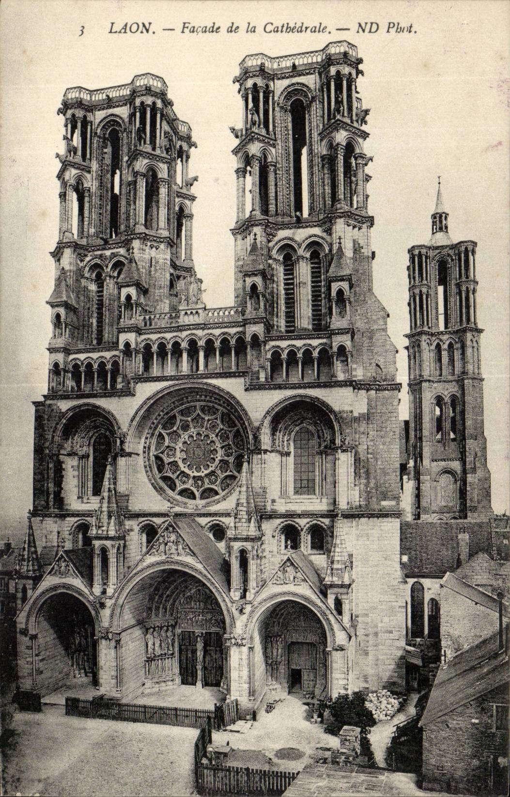 Laon - the Cathedral - Frontage - CPA