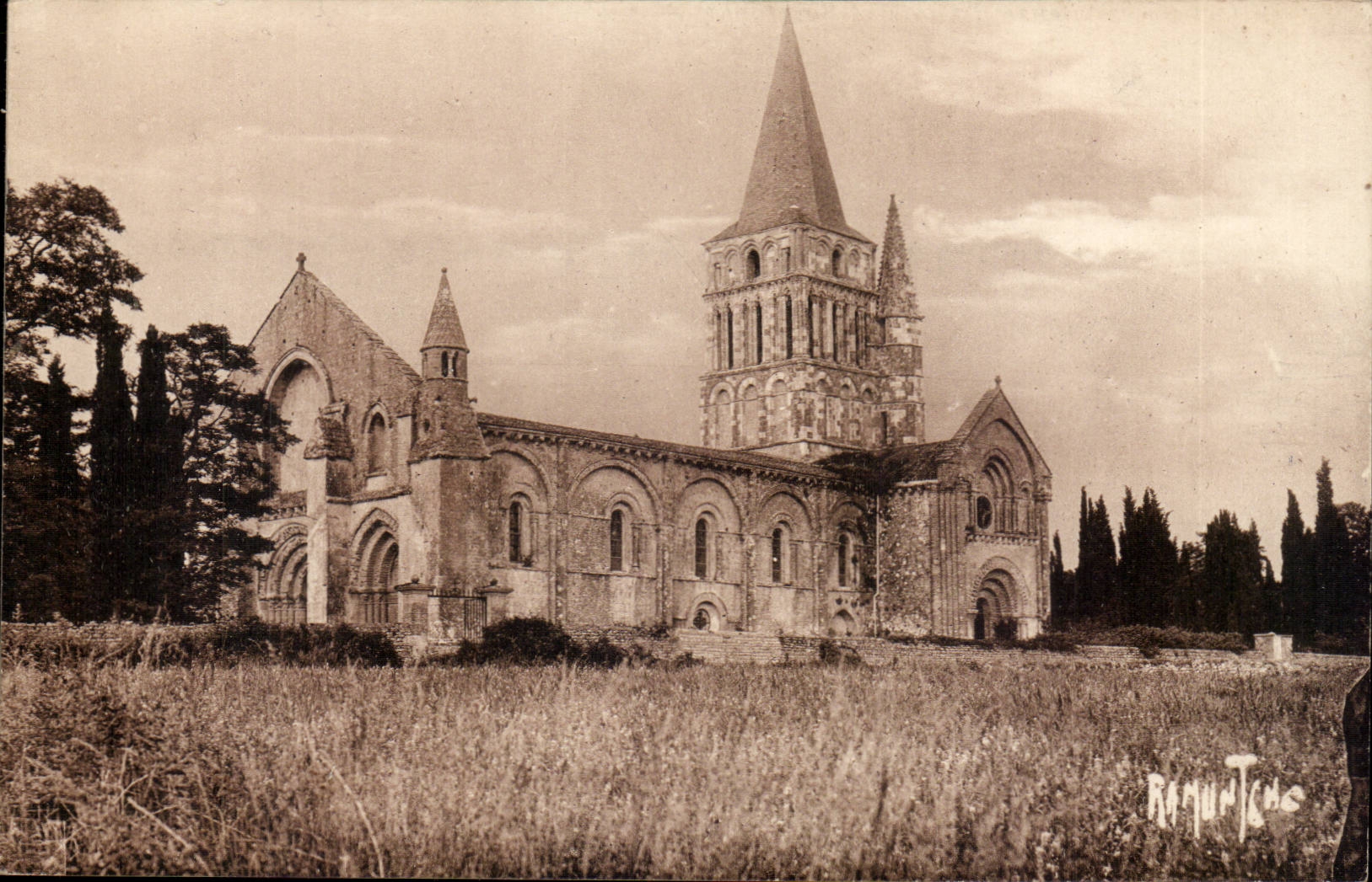 Aulnay CPA the church